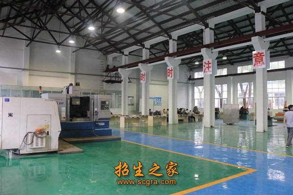 實(shí)訓(xùn)車(chē)間