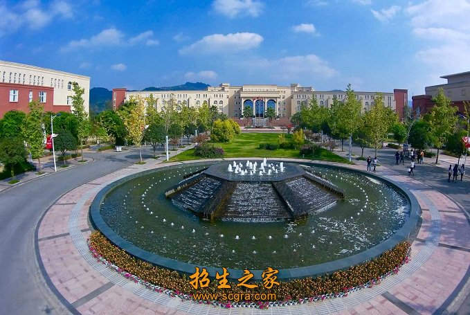 校內(nèi)風(fēng)光