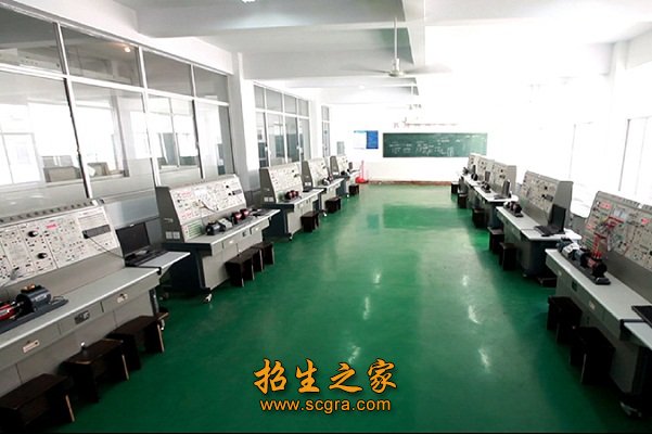 實(shí)訓(xùn)車間