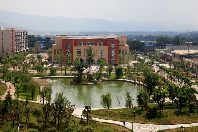 成都成工科技工程技工學(xué)校