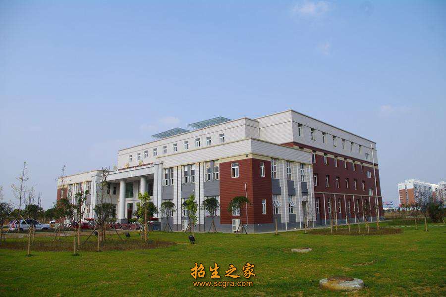 成都航空職業(yè)技術學院2017年錄取分數(shù)線