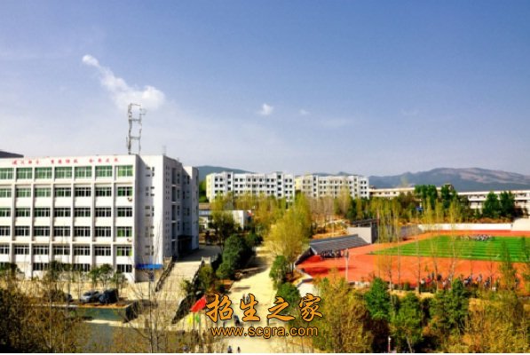 廣元市利州技工學(xué)校2018年錄取分?jǐn)?shù)線