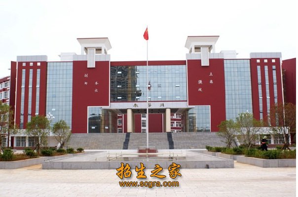 曲靖高級技工學(xué)校2018年招生簡章