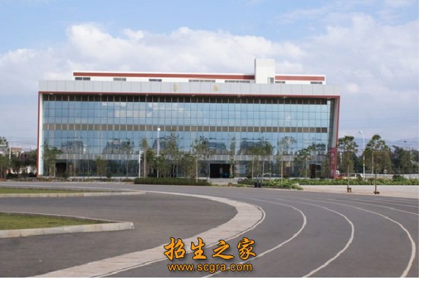 曲靖高級技工學(xué)校2018年錄取分?jǐn)?shù)線