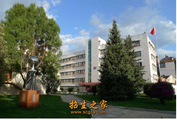 昆明市財(cái)經(jīng)商貿(mào)學(xué)校