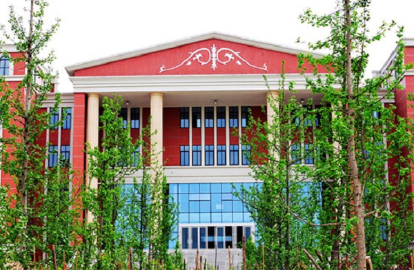 樂(lè)山市醫(yī)藥科技學(xué)校（成都校區(qū)）