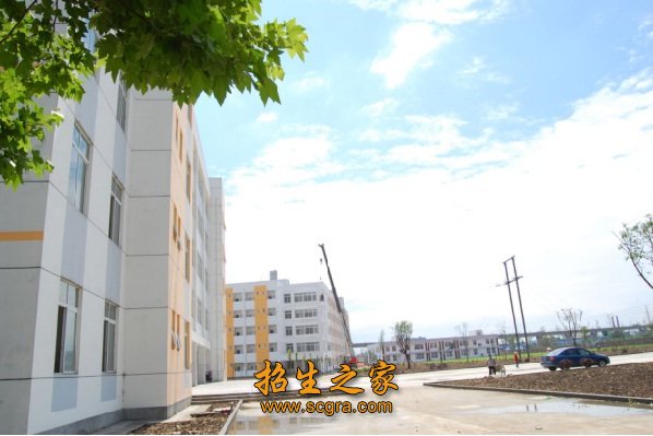 四川省廣漢市職業(yè)中專(zhuān)學(xué)校的管理方式和升學(xué)渠道