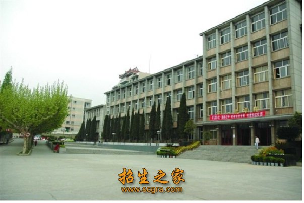 四川信息職業(yè)技術(shù)學院2018年錄取分數(shù)線及助學政策