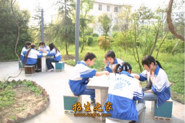 南充電子工業(yè)學(xué)校辦學(xué)優(yōu)勢_學(xué)校管理