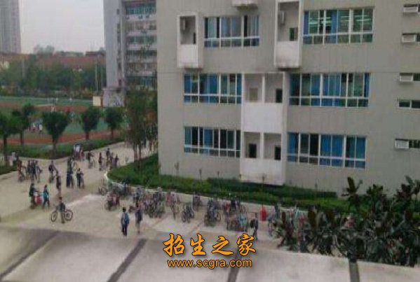 成都市鐵路技術學校2018年招生計劃_就業(yè)升學情況