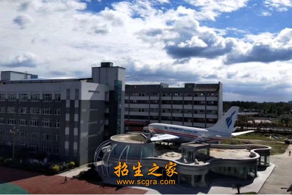 成都機(jī)電工程學(xué)校報名條件_2018年錄取分?jǐn)?shù)線