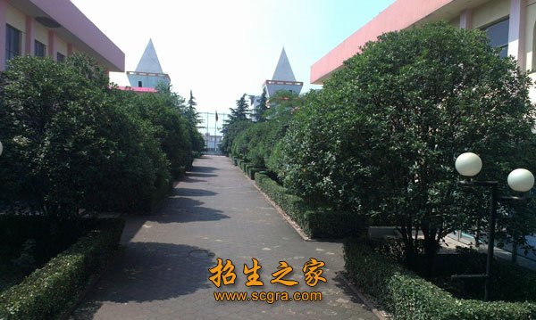 洛陽職業(yè)技術(shù)學(xué)院