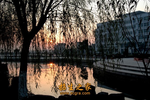 江蘇常州溧陽(yáng)職業(yè)技術(shù)學(xué)校