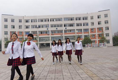 2020年成都指南針職業(yè)技術學校招生辦聯(lián)系電話