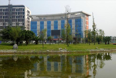 2020年成都鐵路衛(wèi)生學校招生對象及招生條件