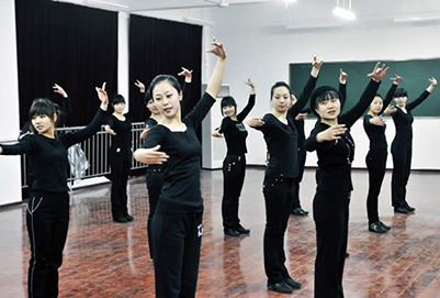 成都市華商理工學(xué)校小學(xué)教育專業(yè)