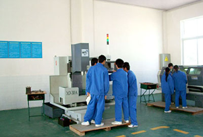 三臺劉營職中數(shù)控技術(shù)應用