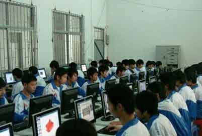 自貢市影視藝術(shù)學(xué)校計算機(jī)實(shí)訓(xùn)課