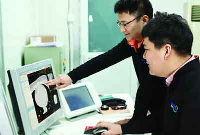 郫縣友愛(ài)職業(yè)技術(shù)學(xué)校醫(yī)療器械2