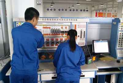 崇州職業(yè)教育培訓中心電氣自動化與維修3