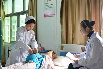 成都信息技術(shù)學(xué)校醫(yī)學(xué)護(hù)理4