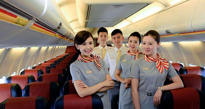 初中畢業(yè)讀航空學(xué)校有沒(méi)有前途？