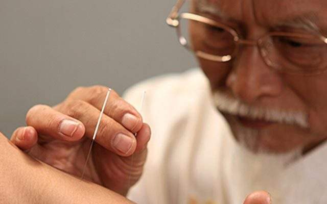 中醫(yī)學(xué)-針灸學(xué)