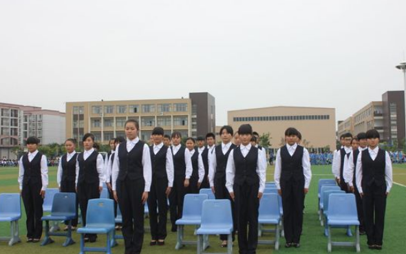 成都哪個(gè)職業(yè)學(xué)校,計(jì)算機(jī)專業(yè)