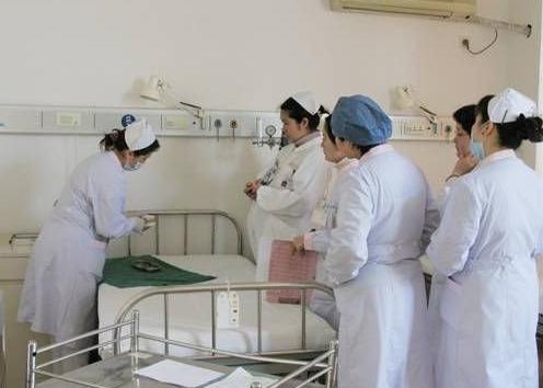 成都新華億母嬰職業(yè)技能培訓(xùn)學(xué)校