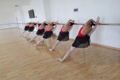 四川幼師學(xué)校