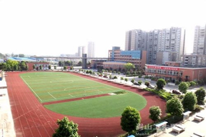 職業(yè)技術(shù)學(xué)校