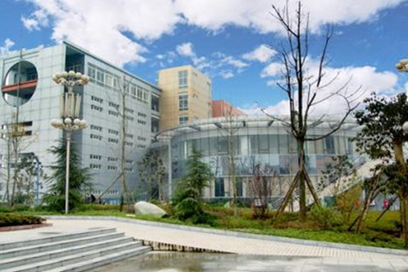 四川師范大學(xué)幼師學(xué)院