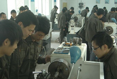 宜賓縣柳嘉職業(yè)技術學校普通車床實訓