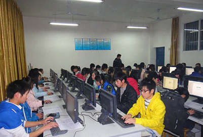 宜賓縣柳嘉職業(yè)技術(shù)學校高規(guī)格微機室（共15間）