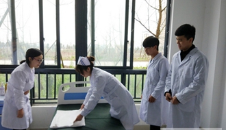 樂山市醫(yī)藥科技學校成都校區(qū)