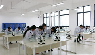 樂山市醫(yī)藥科技學(xué)校成都校區(qū)