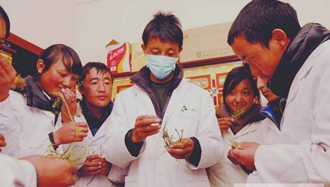 四川省阿壩衛(wèi)生學(xué)校