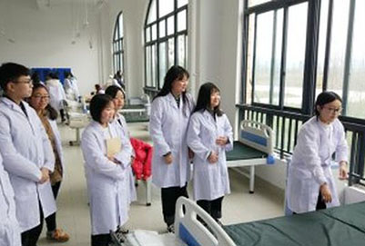 樂山市醫(yī)藥科技學(xué)校（成都校區(qū)）基礎(chǔ)護(hù)理實訓(xùn)1（浦江）