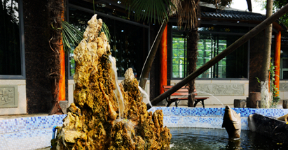 成都華大醫(yī)藥衛(wèi)生學(xué)校