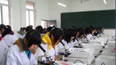 眉山衛(wèi)生職業(yè)學(xué)校教學(xué)活動 眉山衛(wèi)生職業(yè)學(xué)校教學(xué)活動