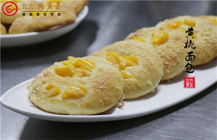 北方釣魚臺(tái)烹飪學(xué)校能讓你學(xué)歷和技能雙收