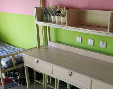 學(xué)生寢室 (2)