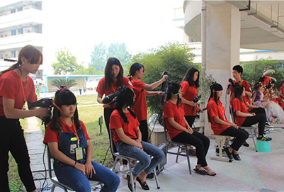 川大職業(yè)技術(shù)學(xué)院人物形象設(shè)計(jì)「美容美發(fā)化妝」招生