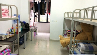 成都中醫(yī)藥大學(xué)附屬醫(yī)院針灸學(xué)校龍泉校