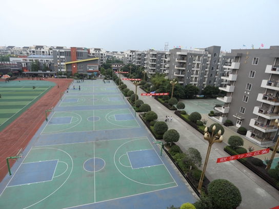 成都市機(jī)電工程學(xué)校招生專業(yè)及特色班級