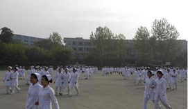 （四川省人民醫(yī)院護士學(xué)校）校園環(huán)境