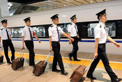 達州遠航職業(yè)技術學校鐵路、航空乘務3