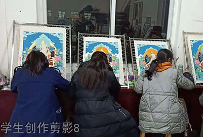 四川省馬爾康民族師范學(xué)校學(xué)生創(chuàng)作剪影8