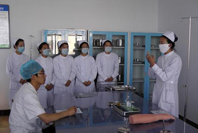 成都衛(wèi)校2020年秋季報名方法及要求