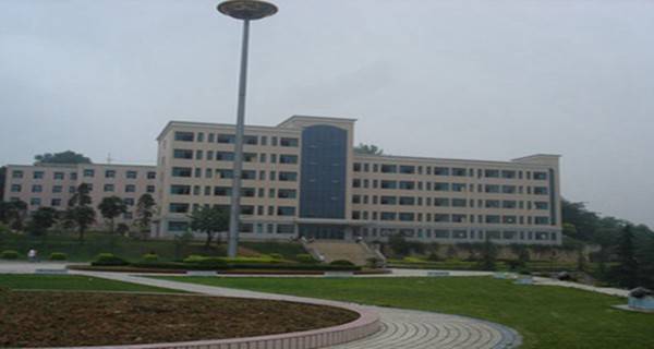 貴州?？茖W(xué)校